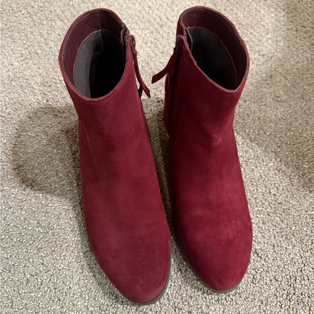 Naturalizer Ankle Booties
